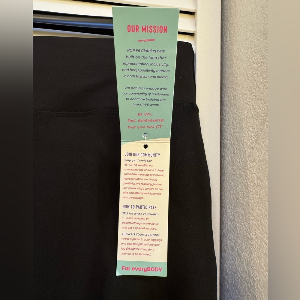NWT POP Fit Black Leggings - Picture 6 of 8